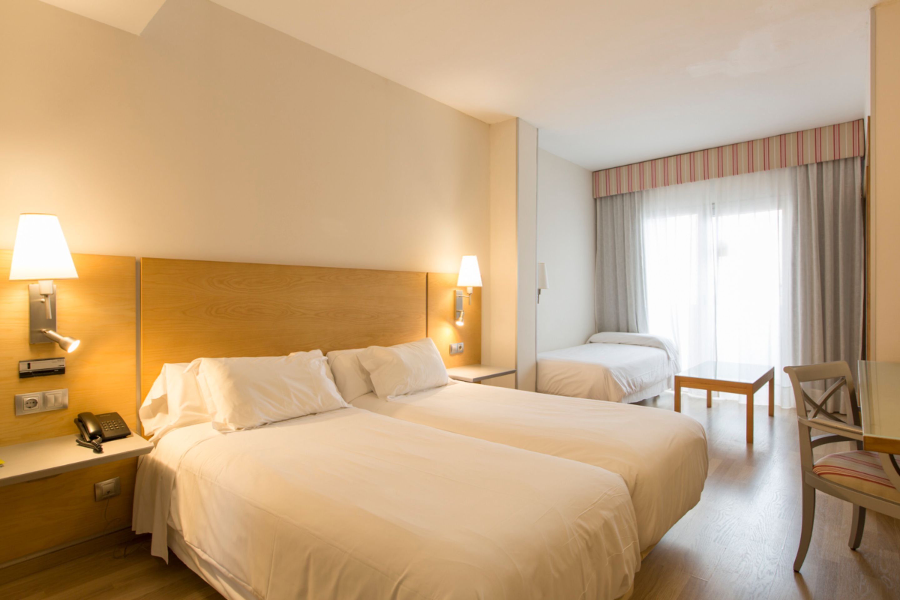 Inner, Double Bed، Hotel Artiem Capri 2/3