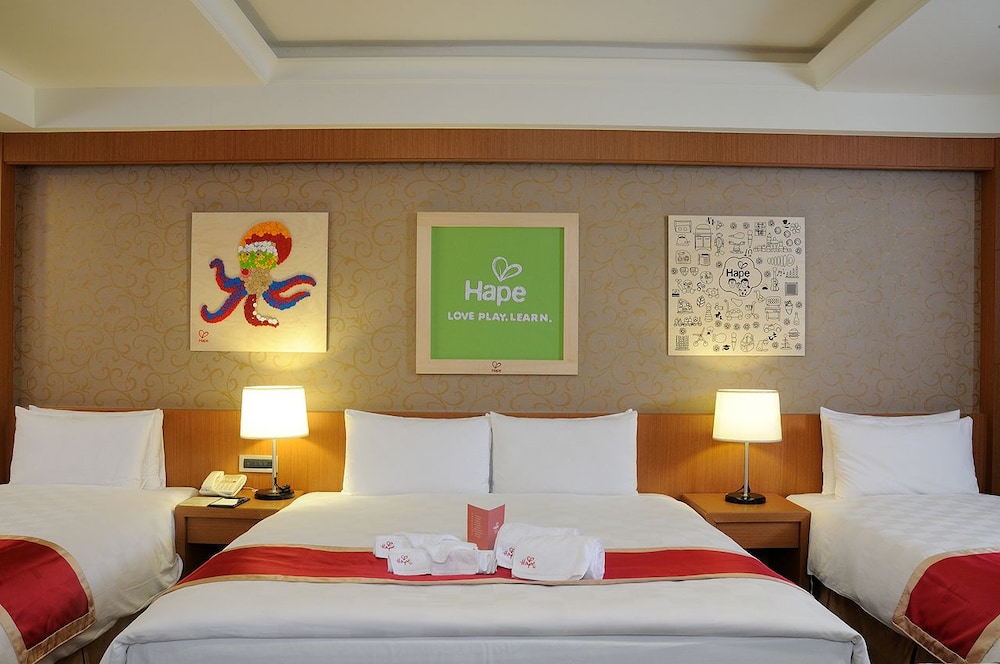 Eda Skylark Hotel 10/59