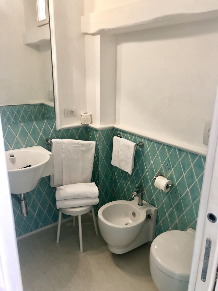 VILLA DON CAMILLO RELAIS 64/69