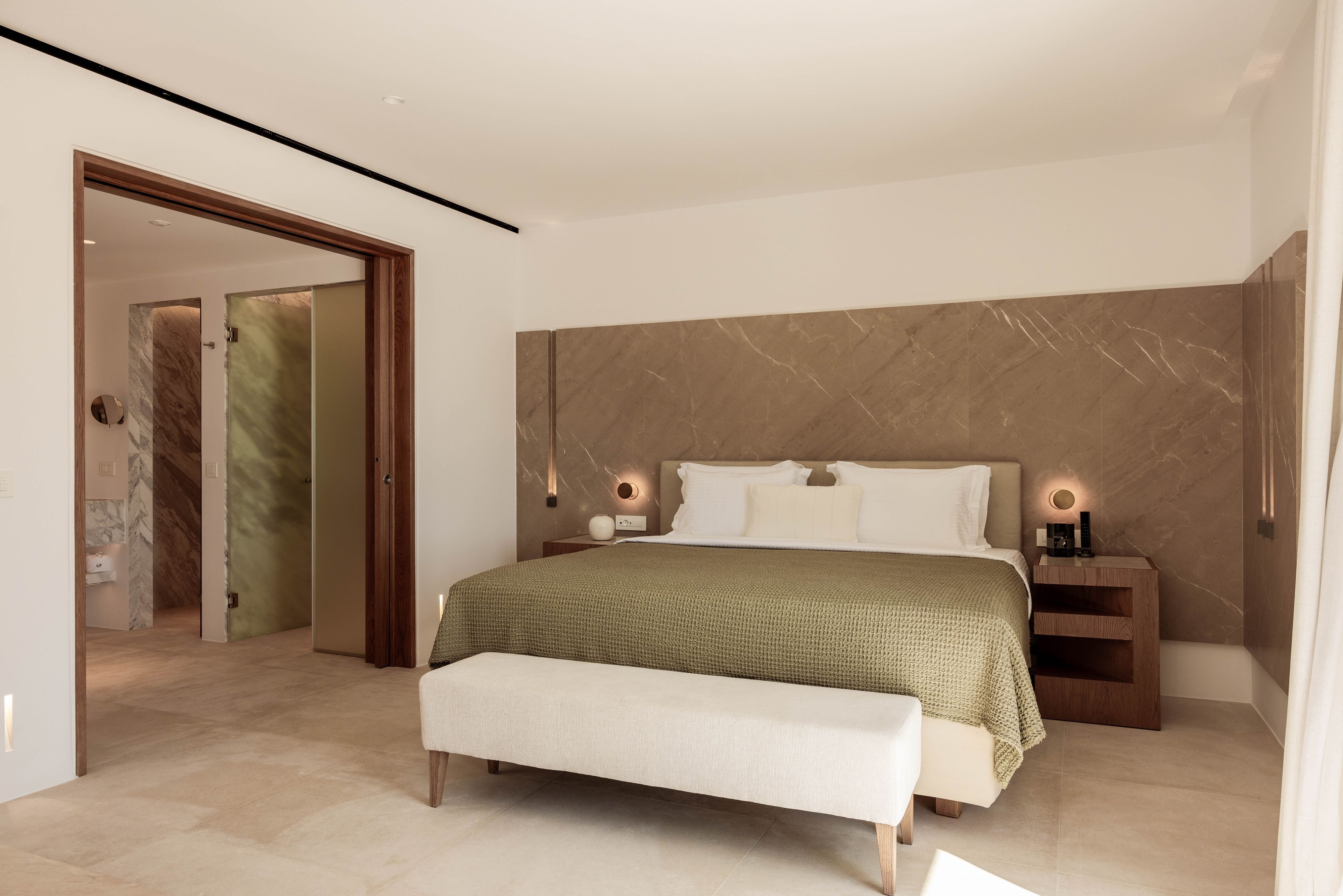 جناح بشرفة، Cali Mykonos 2/4