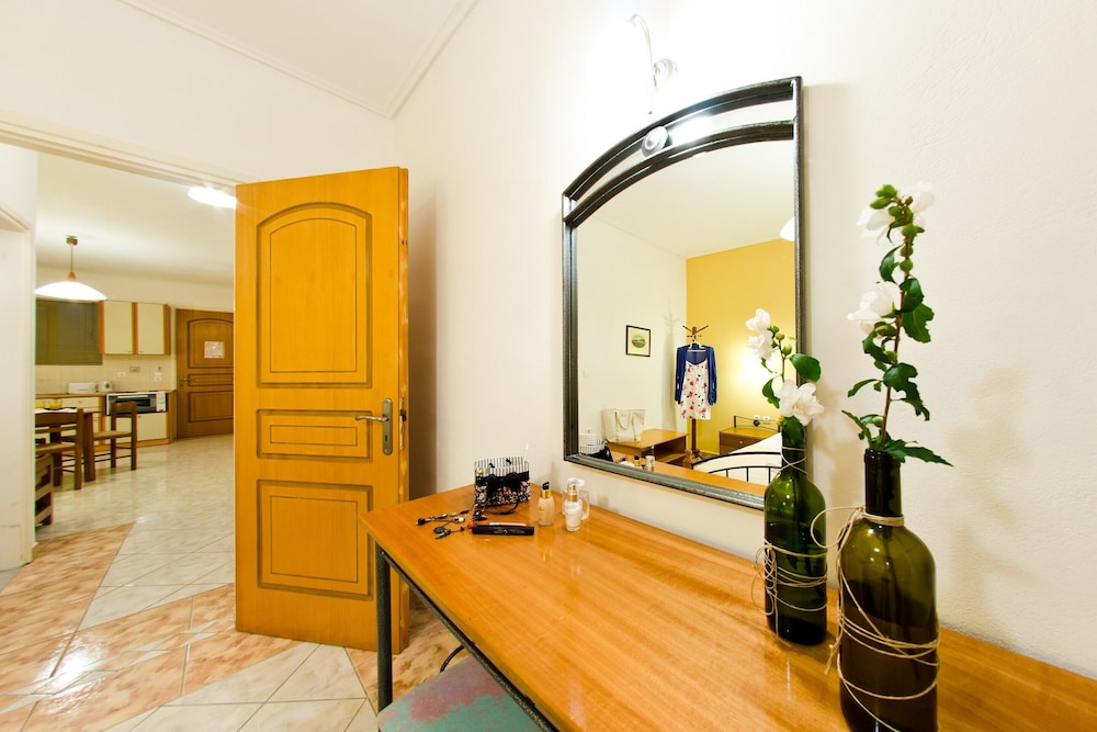 Remezzo Apartments & Studios 52/77