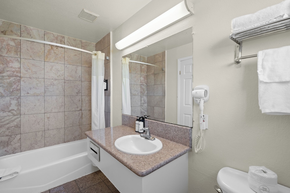 Rose Garden Inn - San Jose Airport 49/51