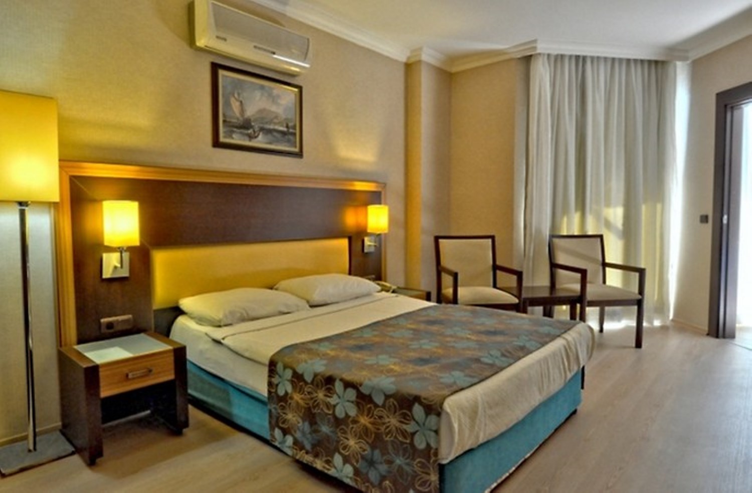 Room, Double Bed, Lateral Side Sea View