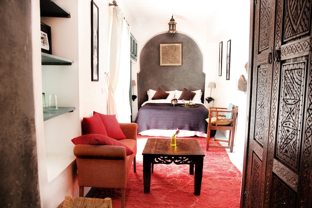 Riad 11 Zitoune 41/69