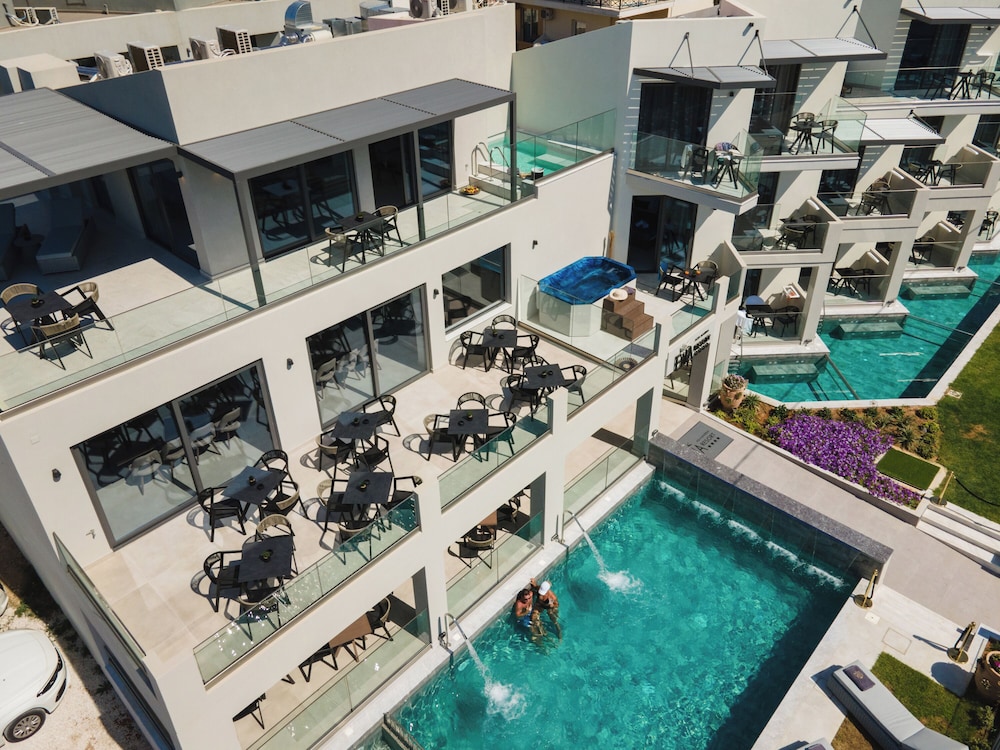 Elia Agia Marina Resort 7/58