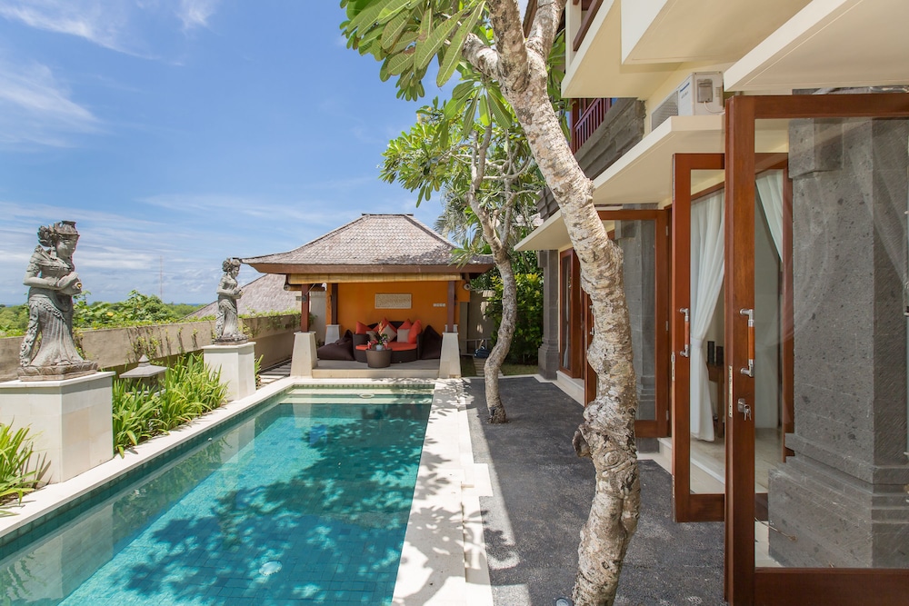 Villa Lidwina By Nagisa Bali 37/47