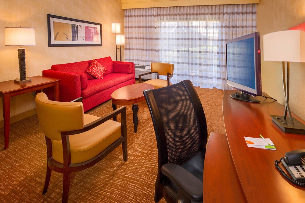Courtyard By Marriott Manassas Battlefield Park 22/41