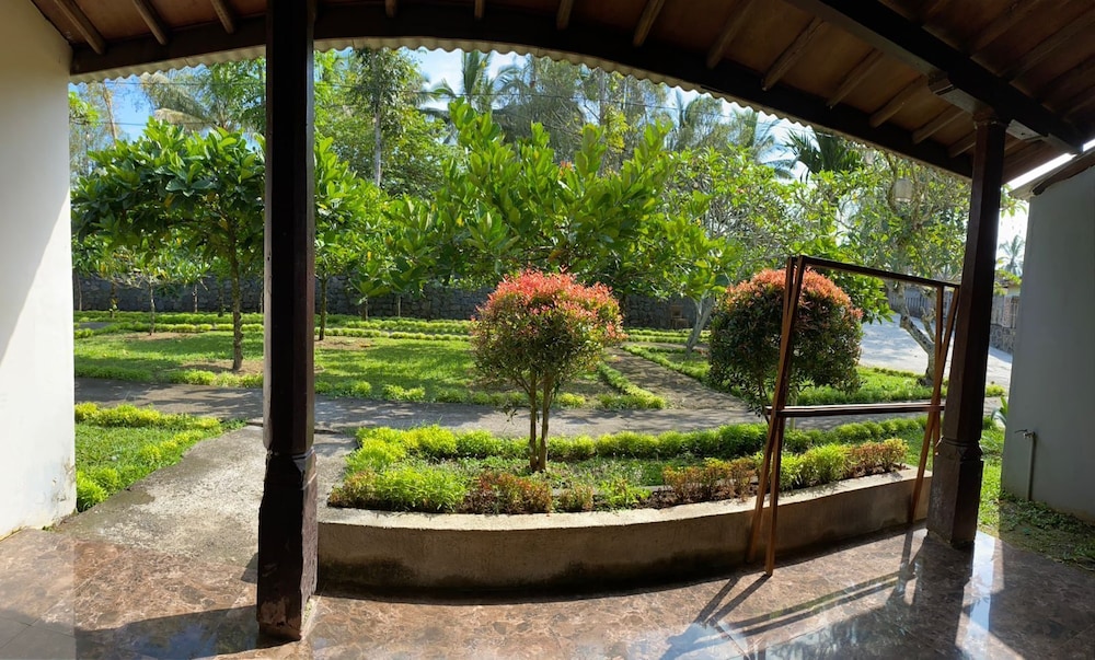 Kampoeng Joglo Ijen Banyuwangi 41/46