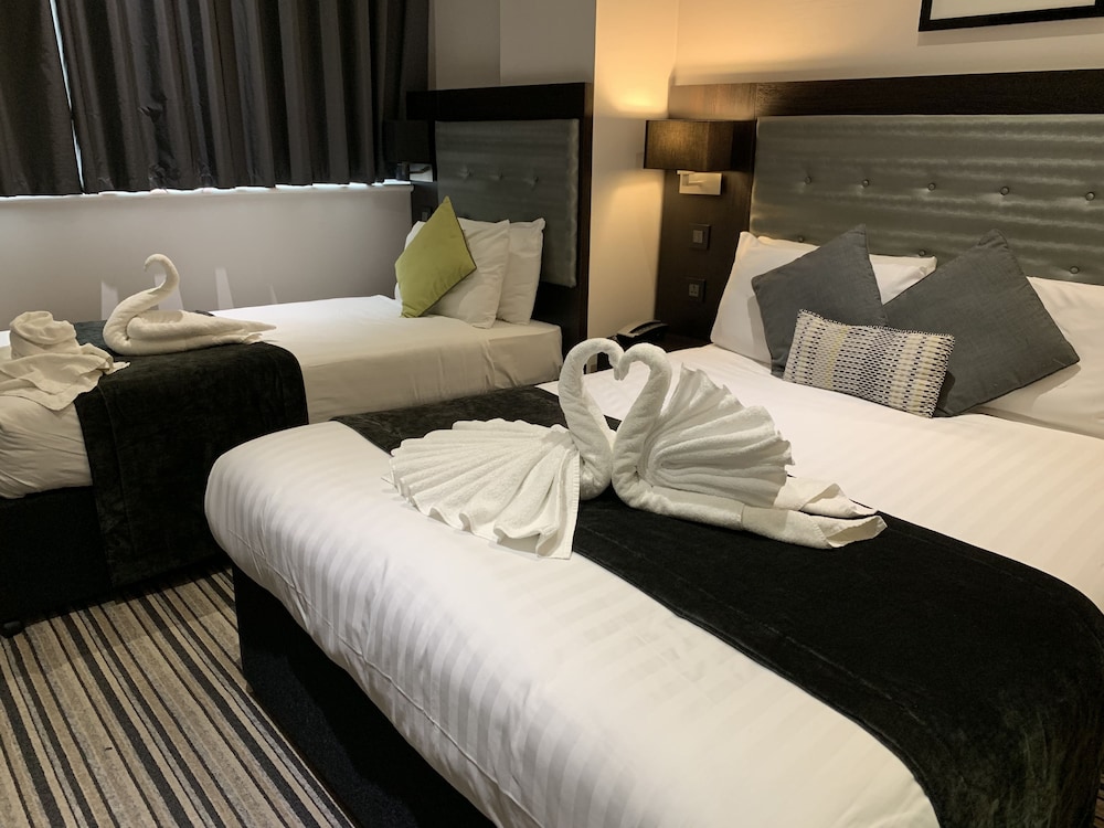 The W14 Kensington 8/30