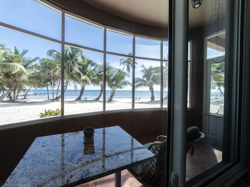Sapphire Beach Resort 29/77