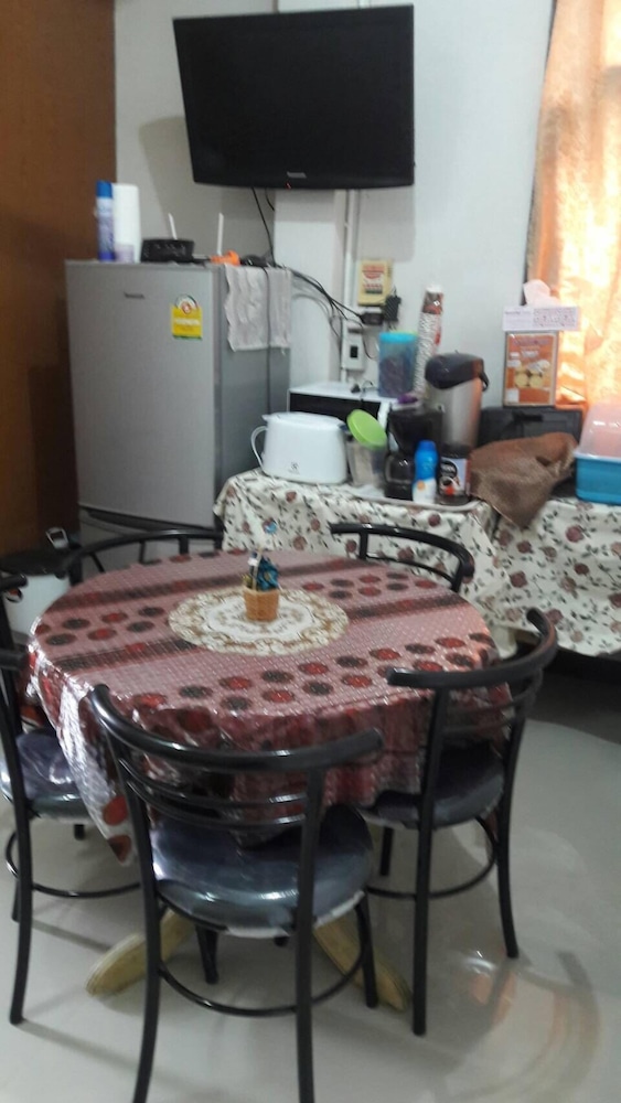 Danee Hostel 49/55