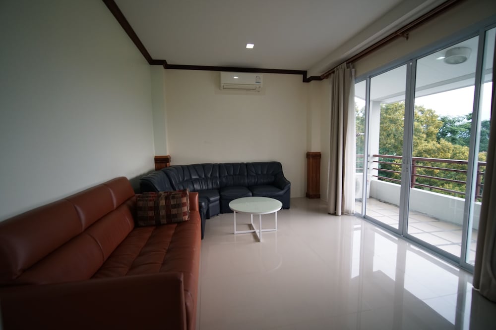 Sea Mountain Khanom Hotel 41/49