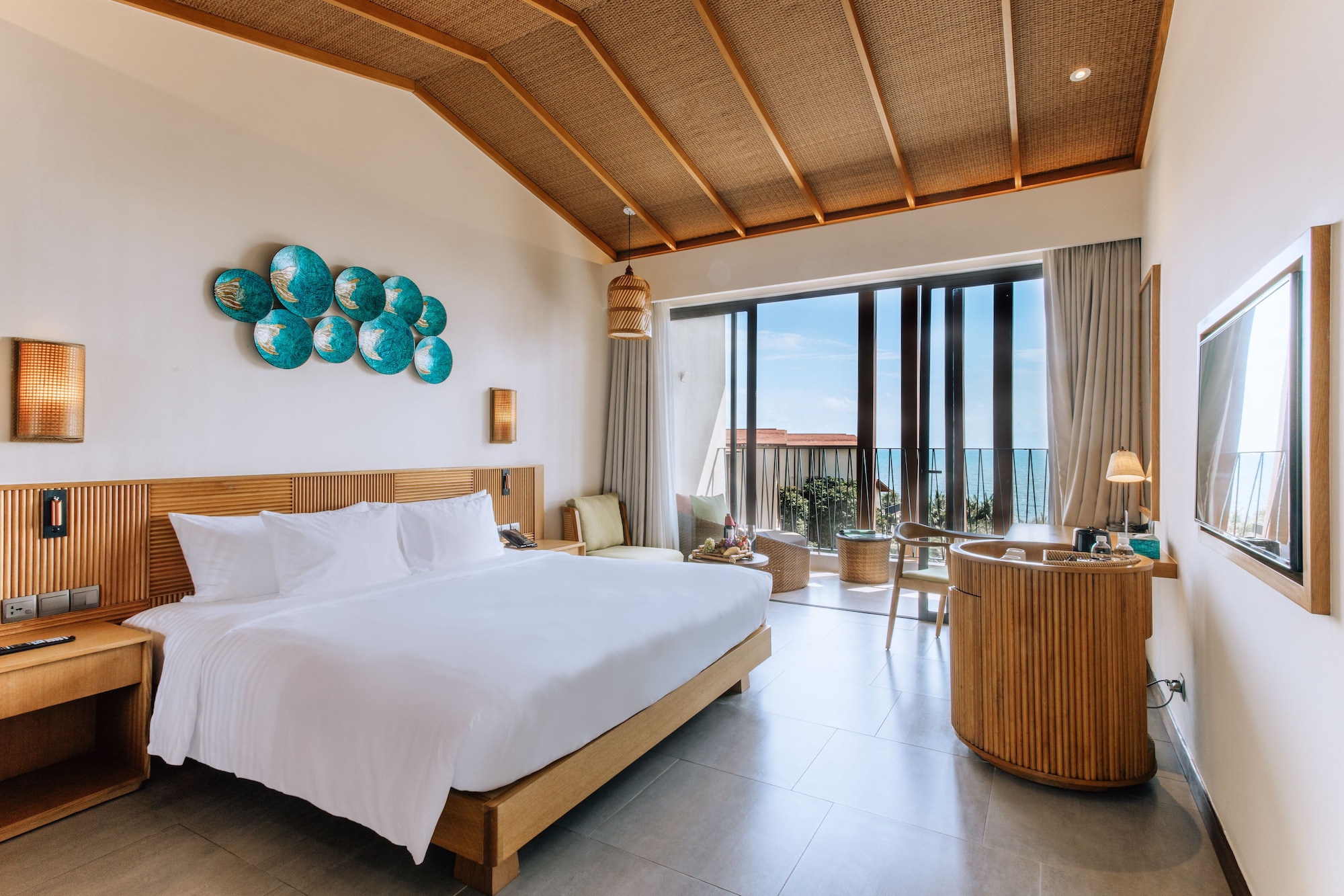 Ocean, Premium, Deluxe, King Bed