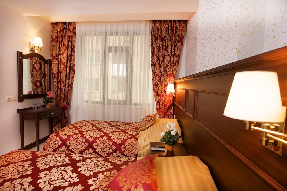 Istanbul Newcity Hotel 32/50