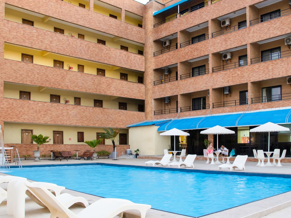 Golden Beach Hotel 13/86