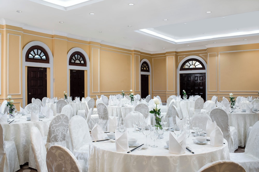 Avani Hai Phong Harbour View Hotel 39/50