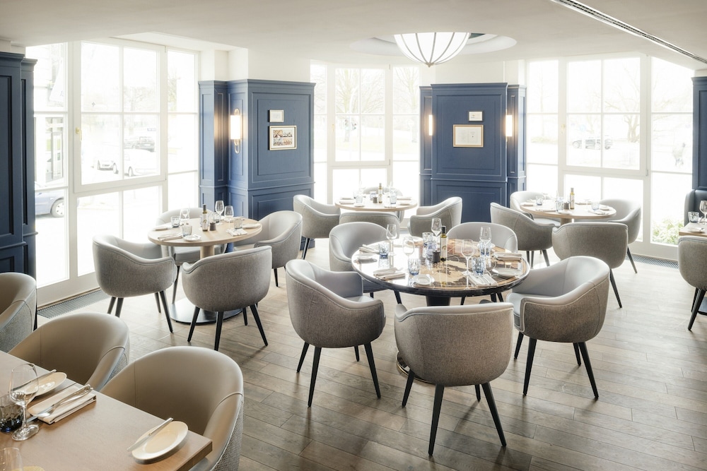 Hotel Atlantic Hamburg, Autograph Collection 36/42