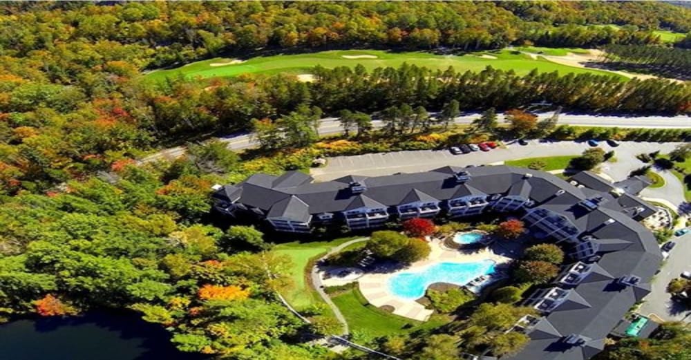 Chateau Beauvallon Mont Tremblant 63/71