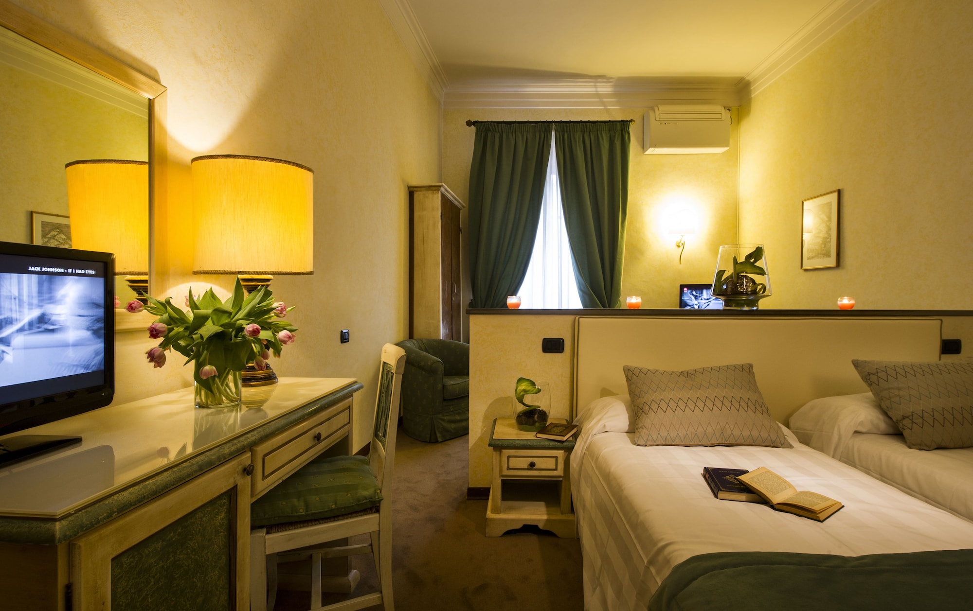 غرفة قياسية رباعية بسرير مزدوج وسريرين منفصلين، Hotel Gattapone 2/3
