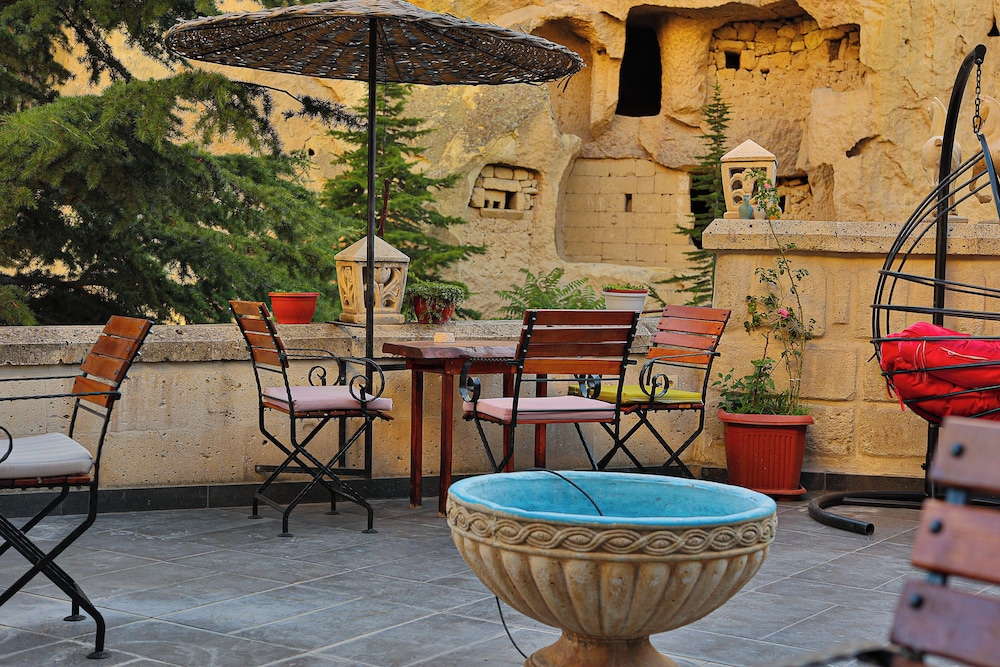 Demisos Caves The Hotel 34/50