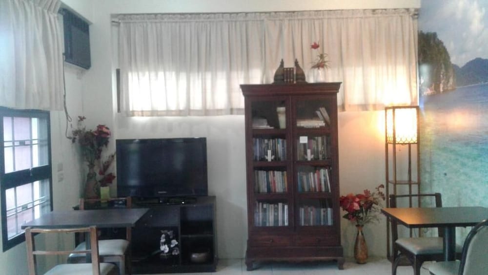 Tarasa Hostel 25/28