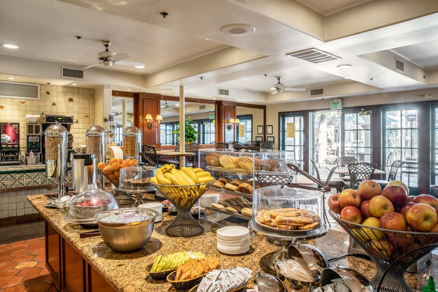 Quality Suites Downtown San Luis Obispo CA 38/58