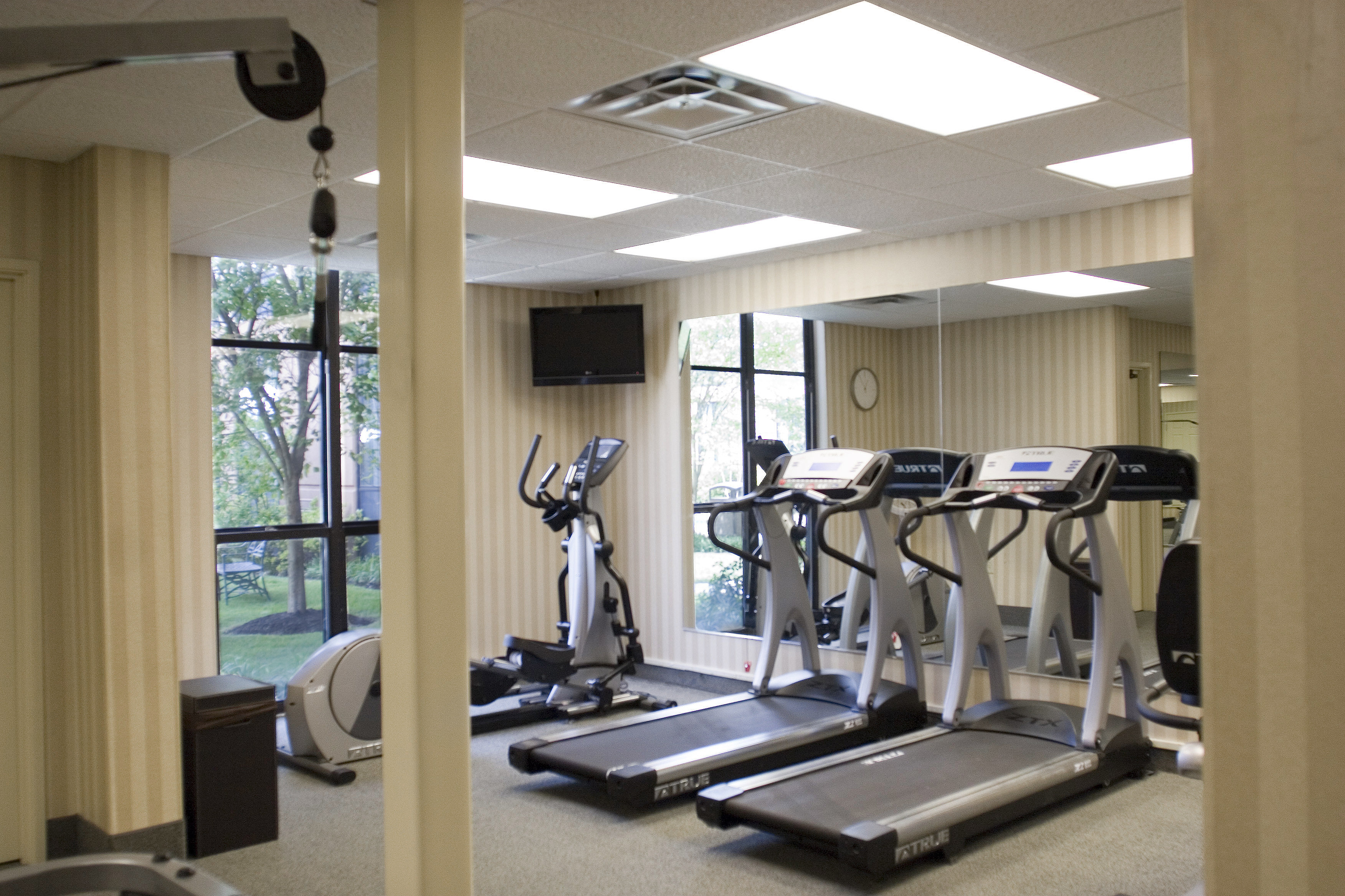 Staybridge Suites Memphis-Poplar Ave East 34/73
