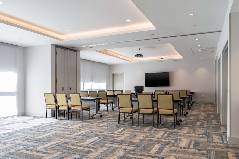 Hyatt Place Gainesville Downtown 32/50