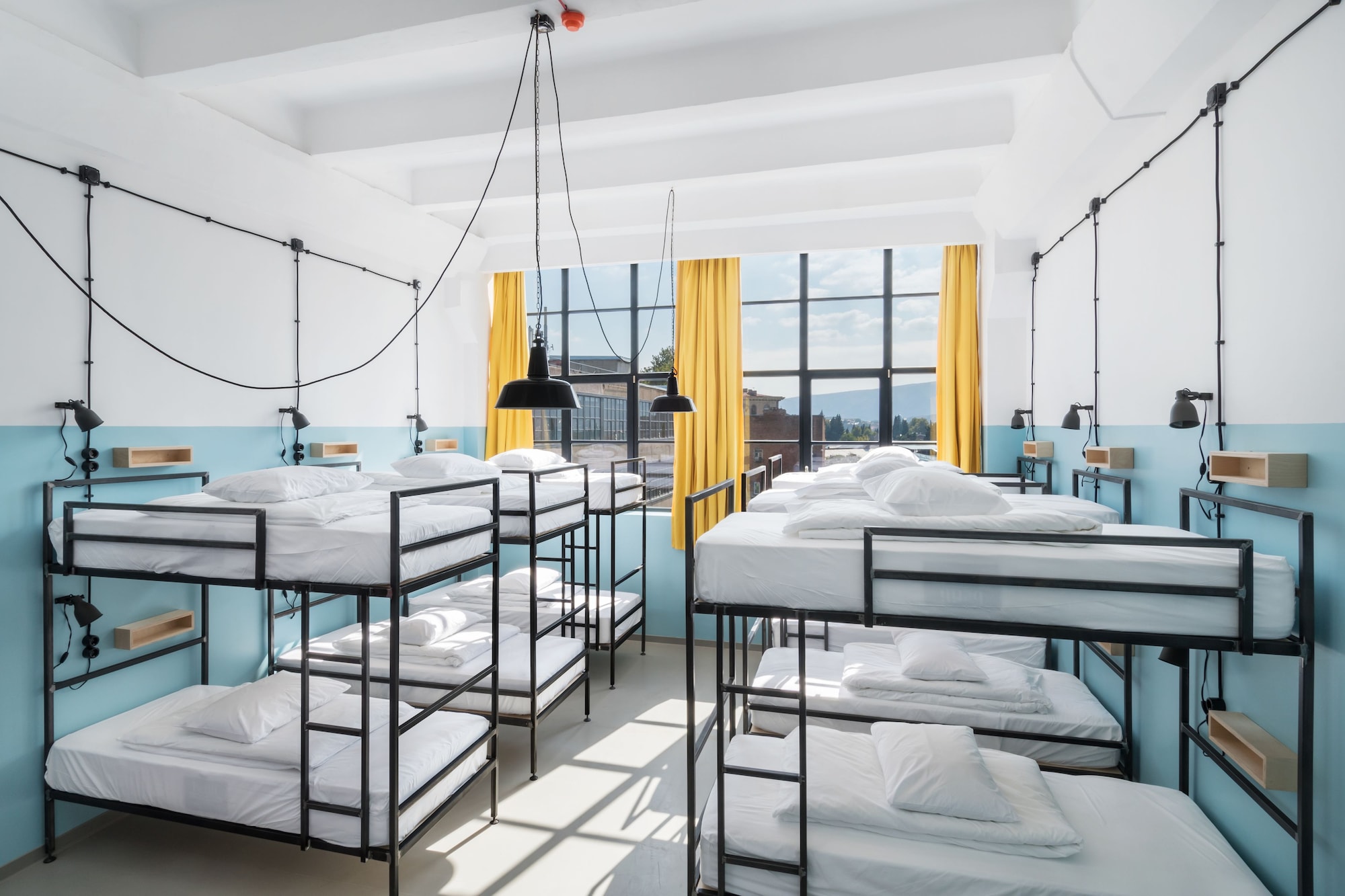 Mixed Dorm, 12 Beds