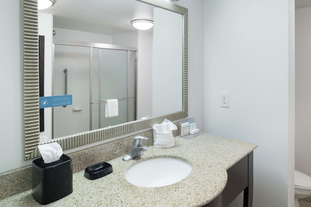 Hampton Inn & Suites Panama City Beach-Pier Park Area 13/49