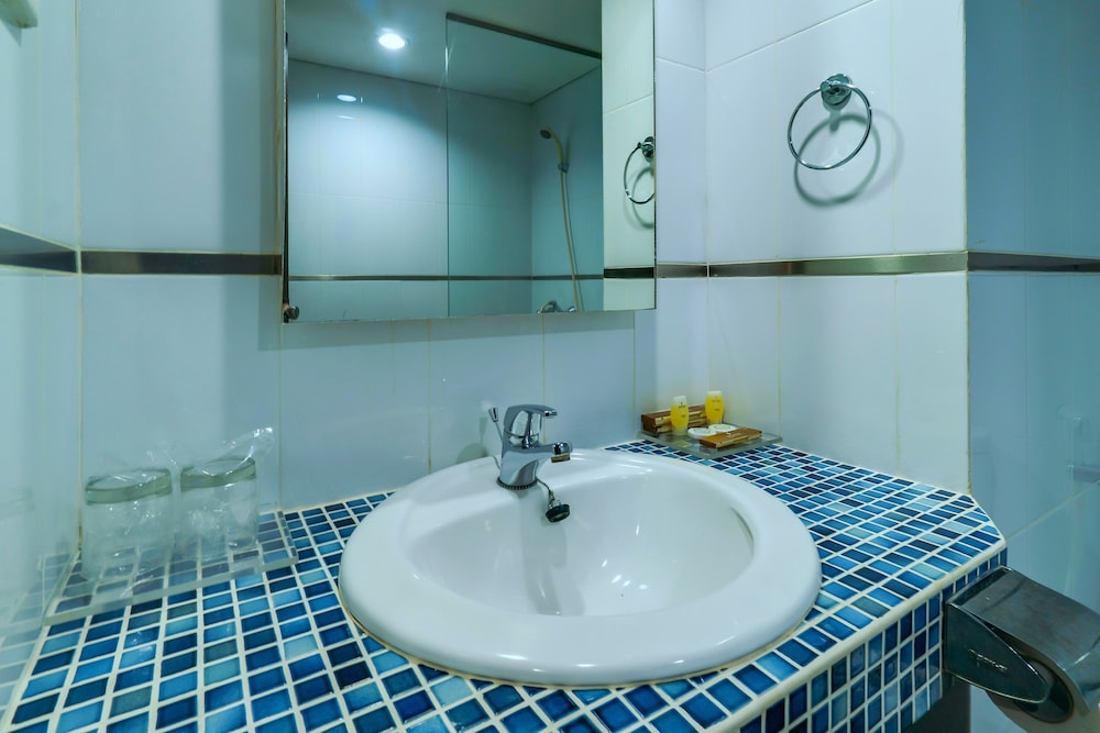 Sofyan Hotel Cut Meutia 9/63