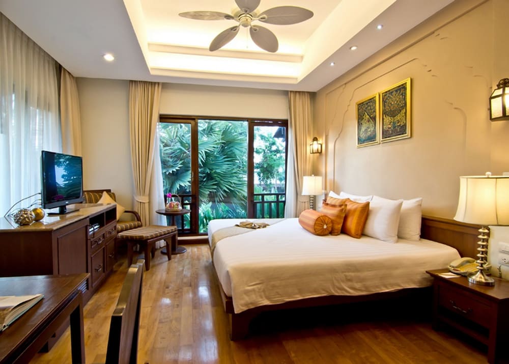 Ravindra Beach Resort and Spa 53/76
