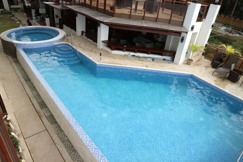El Nido Reef Strand Resort 5/45