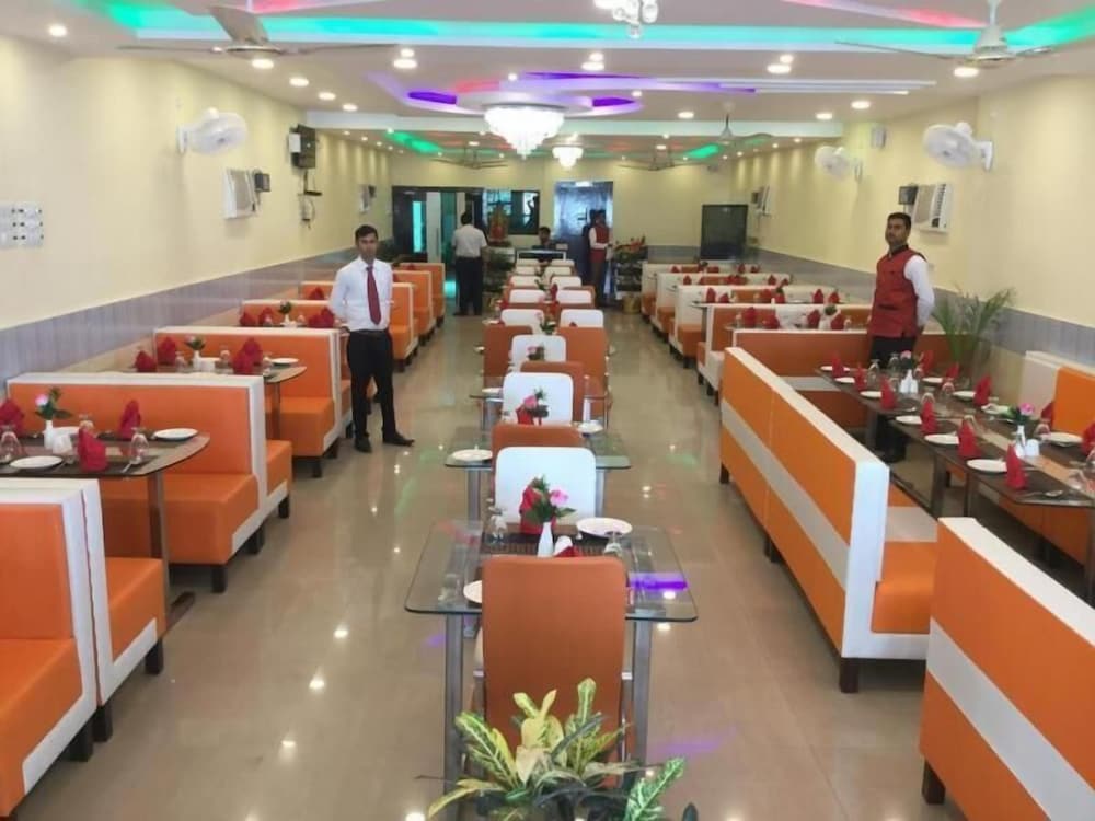 Hotel Utsav Residency 27/37