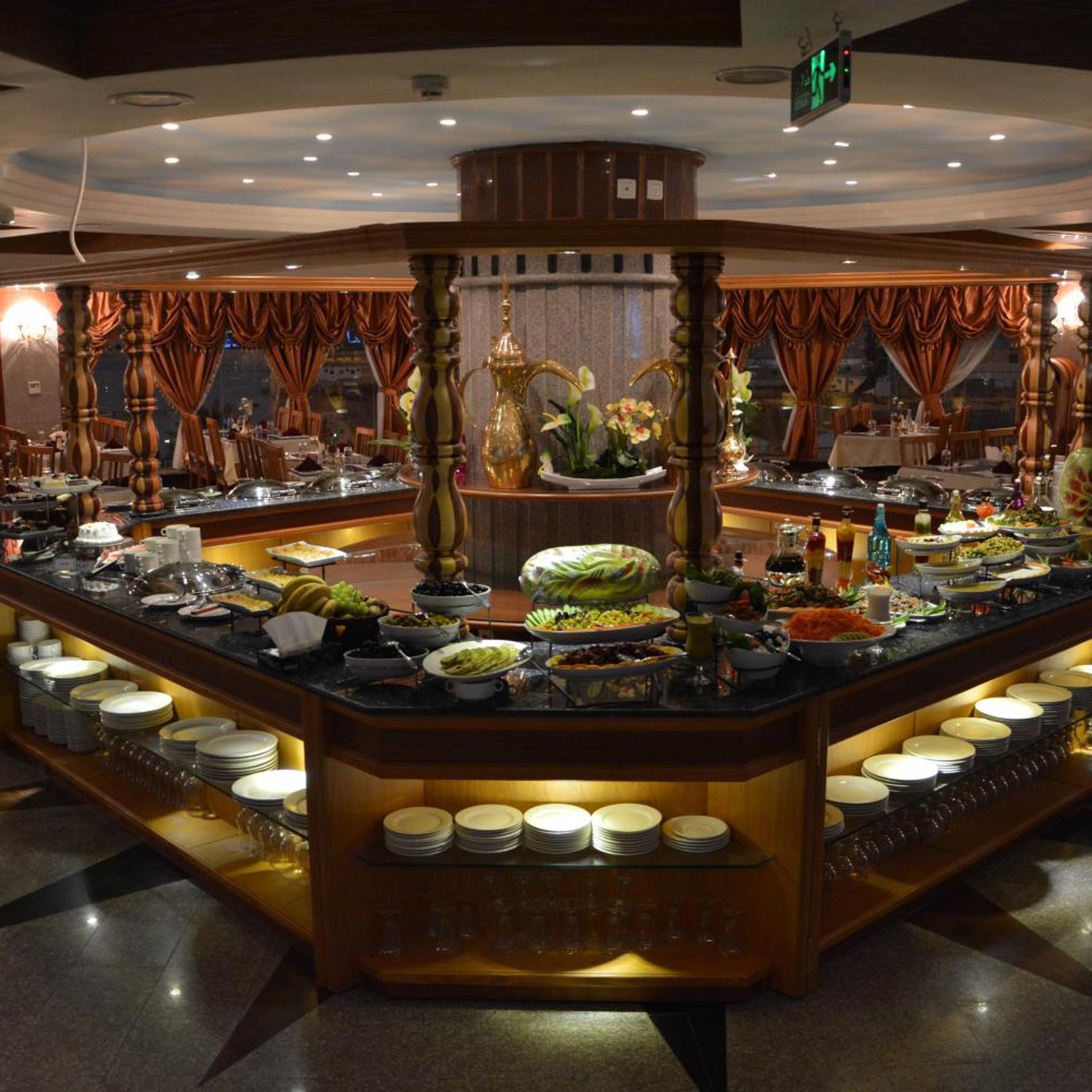 فندق كناري بيتش(Canary Beach Hotel) 11/67