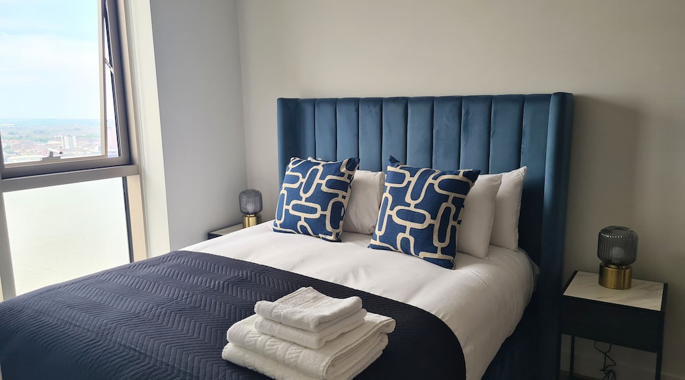 Superior Two Bedroom Apartment