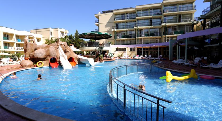 Sunny Day Club Hotel 22/27