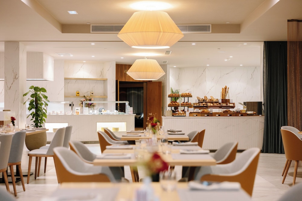 Royal Hideaway Casablanca 52/63