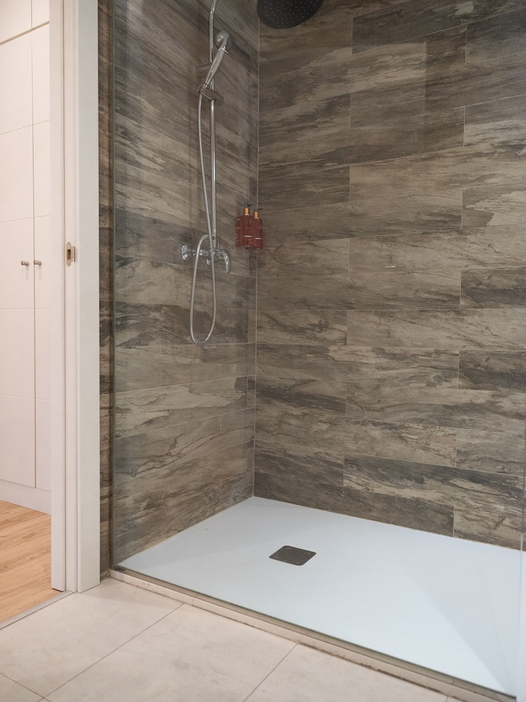 Slow Suites Luchana 50/79