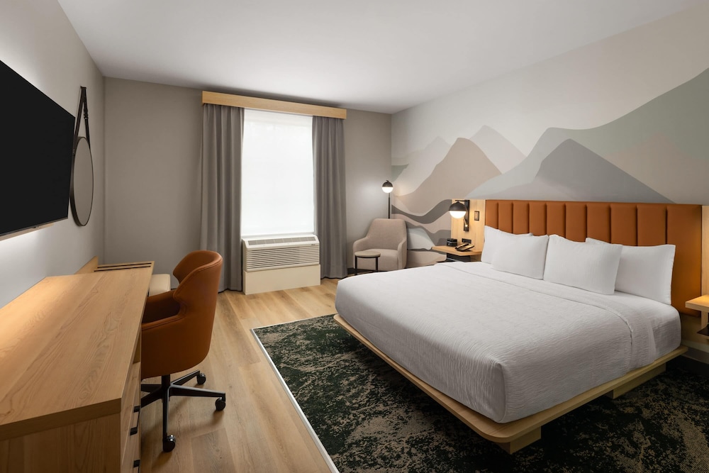 غرفة بسرير كينج لذوي الإعاقة، La Quinta Inn and Suites by Wyndham Leavenworth 4/8