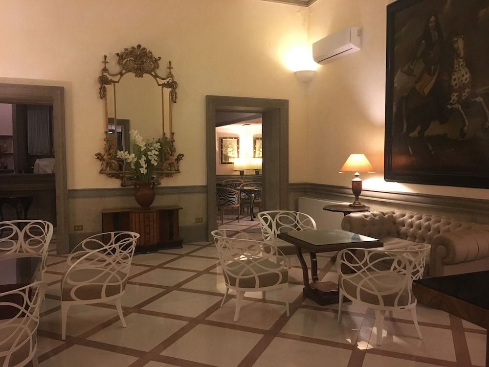 Grand Hotel Olympic 25/41