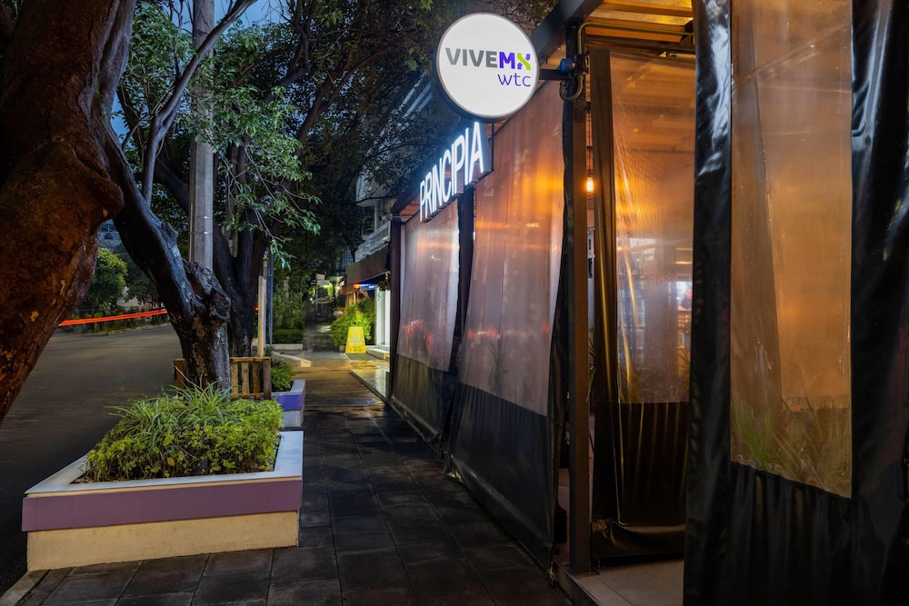Hotel Estancias VIVE MX wtc CDMX, Trademark by Wyndham in MEXICO CITY