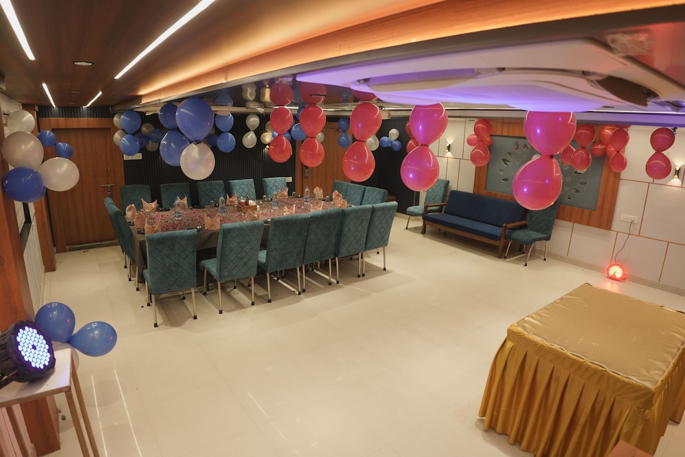 Ashoka Residency Hotel 40/50