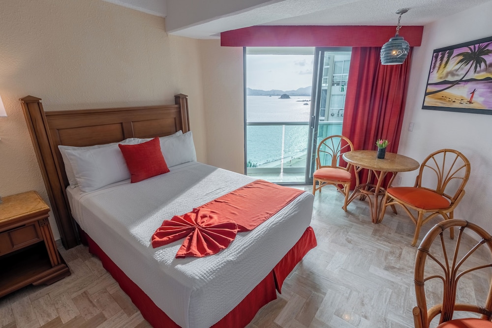 Copacabana Beach Hotel Acapulco 30/68