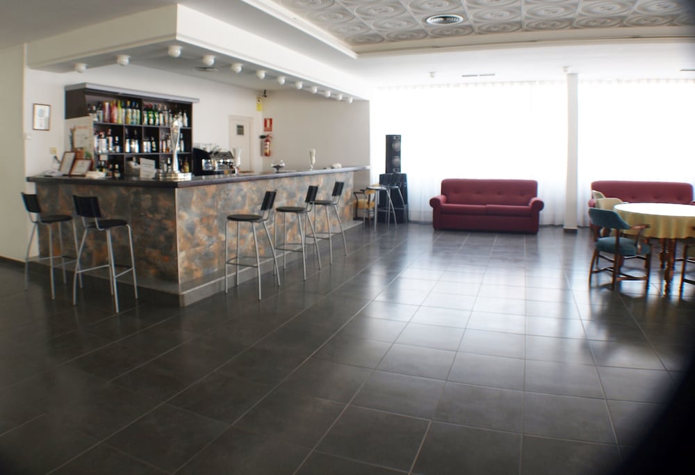 Kristal Hotel 4/40