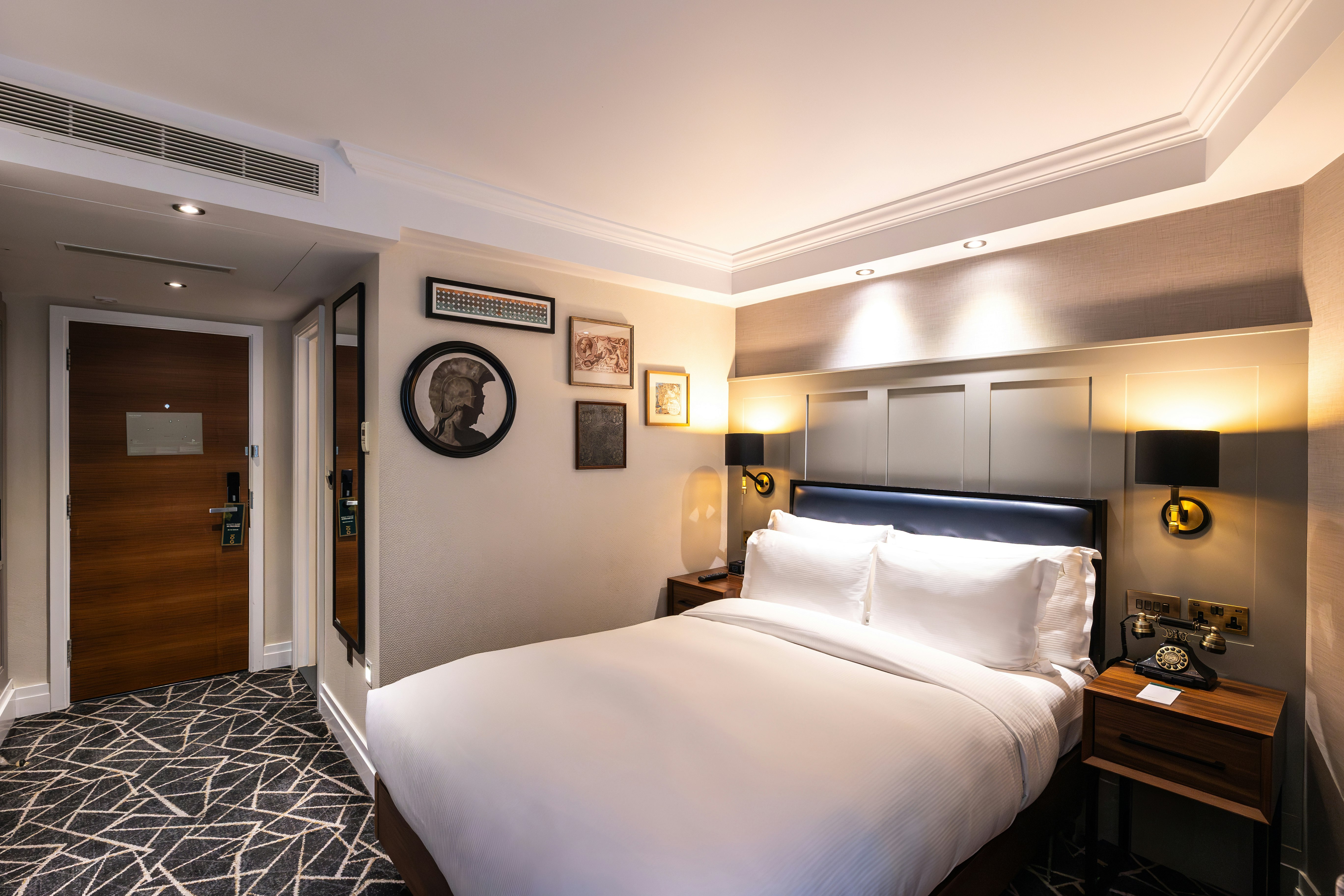 COZY, DOUBLE BED