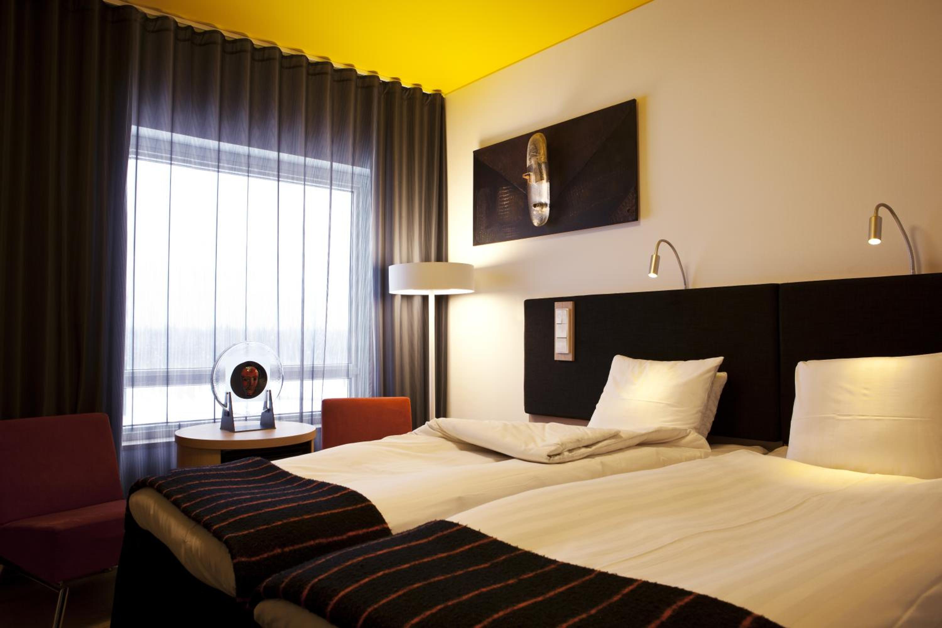 Design, Twin Beds
