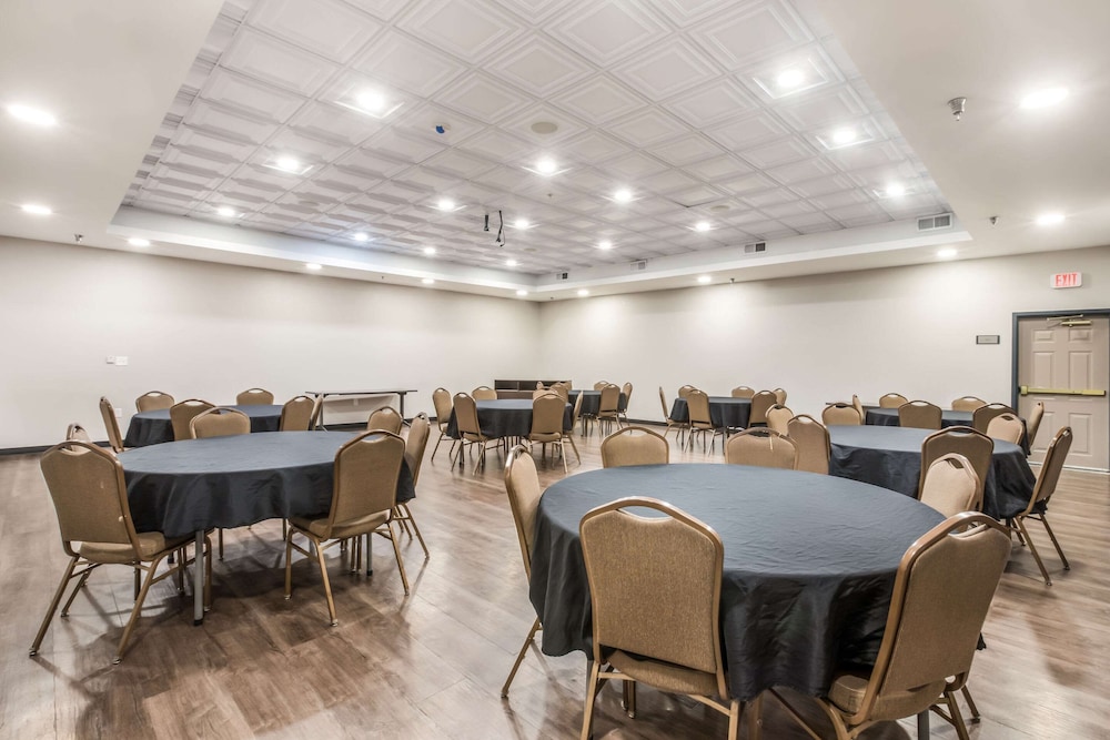 Comfort Inn & Suites Fairburn - Atlanta Southwest 44/45