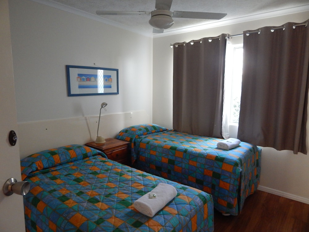 Tranquil Shores Holiday Apartments 11/71