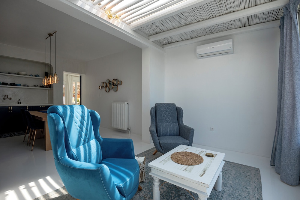 Krios Luxury Suites 32/50